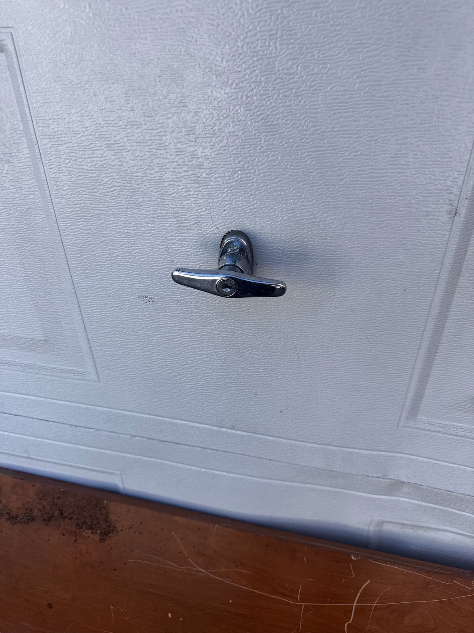 Swift Garage Entry Solutions in Crisis image